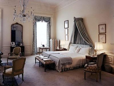 5 Ways to blend old and new décor in style
