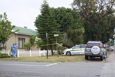Armed robbers shoot husband and wife