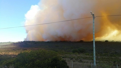 Brand tussen Mosselbaai en Albertinia