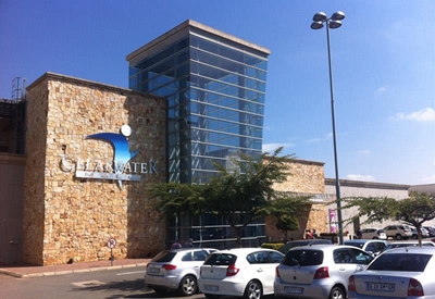 Police sweep West Rand mall