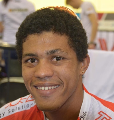 Hofman defends Cape Town Cycle Tour title