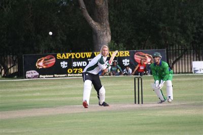 SWD-Krieket klop Arende op Rek