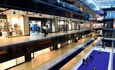 12 Tips for coping in a mall robbery