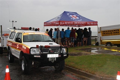 NSRI leer branderplankryers meer oor die see