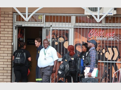 Alleged illegal gamblers arrested in Hawks sting