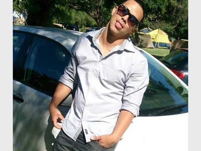 Pumas player arrested for pointing gun