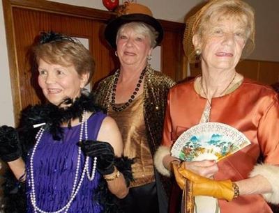 Santos Haven hosts fashion show