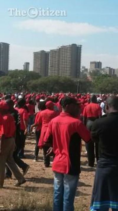 Public servants march for salary increase