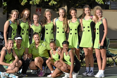 Netbal-oefenkamp op Riversdal