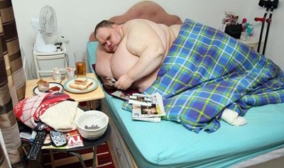 Britain’s fattest man dies at 33