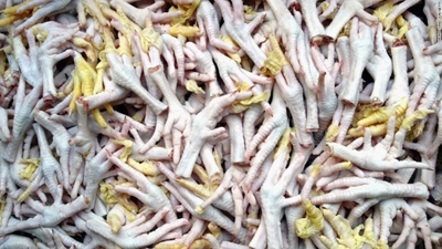 China food scandal: Frozen meat from the 1970s seized
