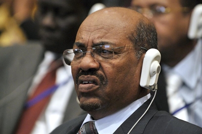 Pretoria Hooggeregshof versoek kriminele aanklagte na Bashir-sage