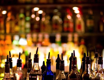 Nuwe drankhandelsure goekgekeur