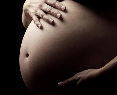 Paralysed woman gives birth to quadruplets
