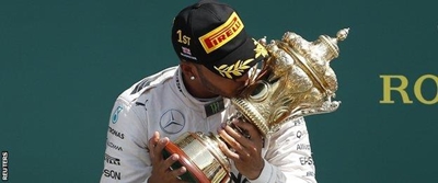 Lewis Hamilton wins British GP brilliantly after late rain