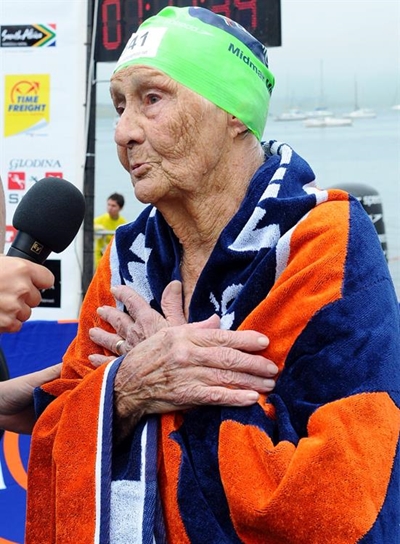 Midmar Mile bids Cochran fond farewell