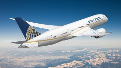 United Airlines: Pilot flushed live ammunition down plane's toilet