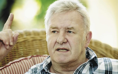 Die land is siek, sê Leon Schuster