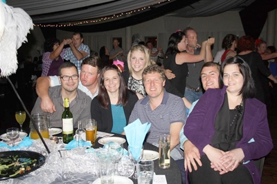 Volstruisdans vir dierewelsyn