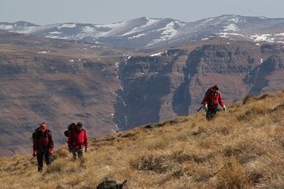 Man rescued after falling down Drakensberg waterfall