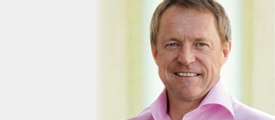 Dawie Roodt en gesin in hul huis aangeval