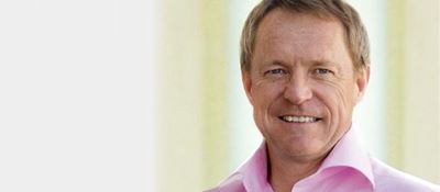 Dawie Roodt en gesin in hul huis aangeval