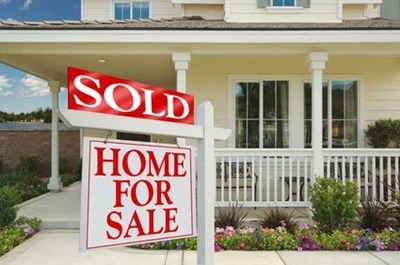 Don't let a slow home sale spoil your plans