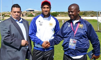 Visiting cop arrests robber