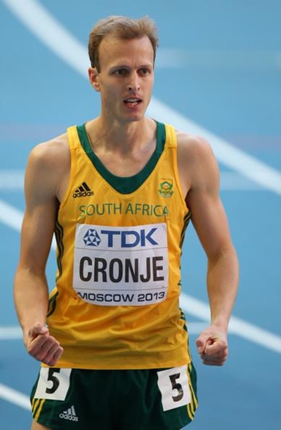 Cronje lone South African to progress in morning session