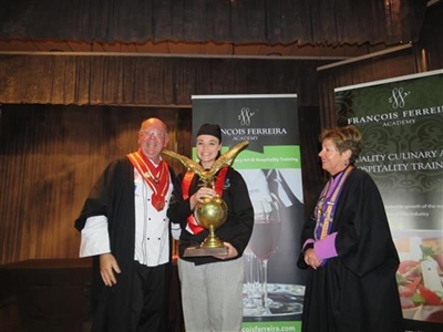 Chef Kayla takes the cake