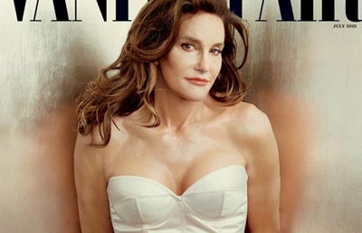 Caitlyn Jenner makes her name, gender change official