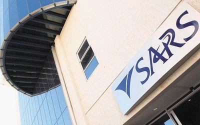 5 nabbed in brazen attempt to defraud Sars of millions