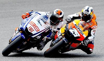 Marquez pips Lorenzo in FP2