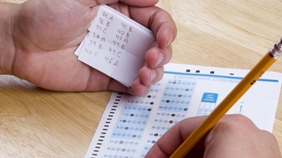 Minister warns against cheaters in exams