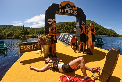 Runner donates winnings to charity