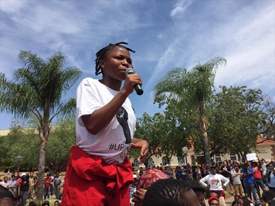Hundreds protest against Tuks fees