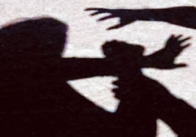 Gang of women on men raping spree