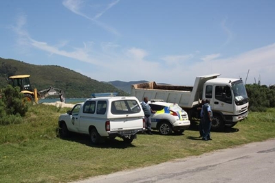 Storm pipe maintenance at Bollard Bay