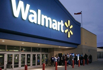 Wal-Mart seeks to test drones for home delivery, pickup