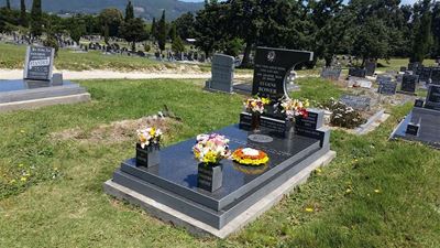 Knysna running out of grave-yard space