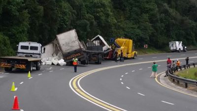 Kaaimans Pass accident