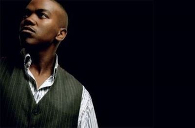 Loyiso Bala at Bravo Lounge