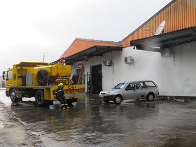 Opvolg: Besigheid brand af