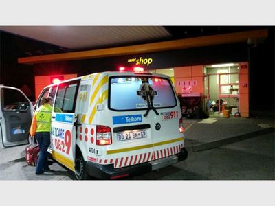 Petrol attendant assaulted with hammer
