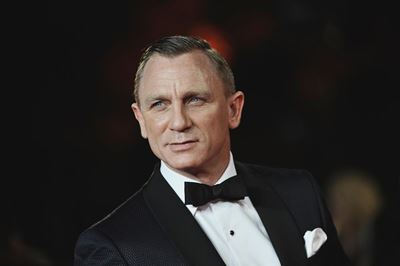 'Spectre' tops 'The Peanuts Move' with $73 million