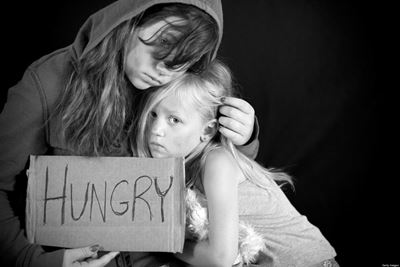 Arm kinders in SA 'begin agter, bly agter'