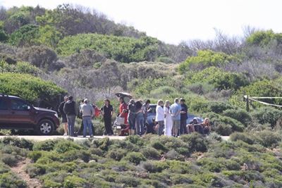 Bakkie plunges down cliff: 3rd man missing