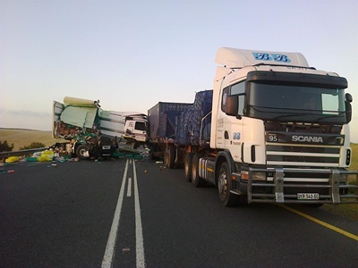 N2 gesluit na ongeluk
