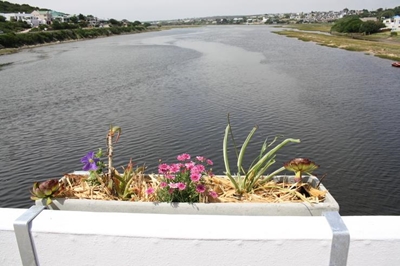 Opvolg: Stilbaai-brugprojek