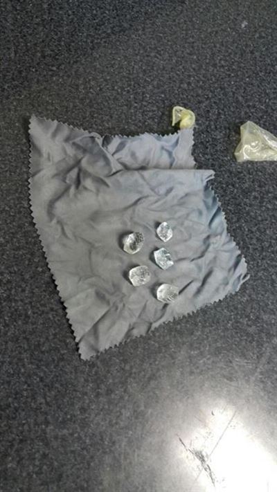 Man arrested in Cape Town with uncut diamonds